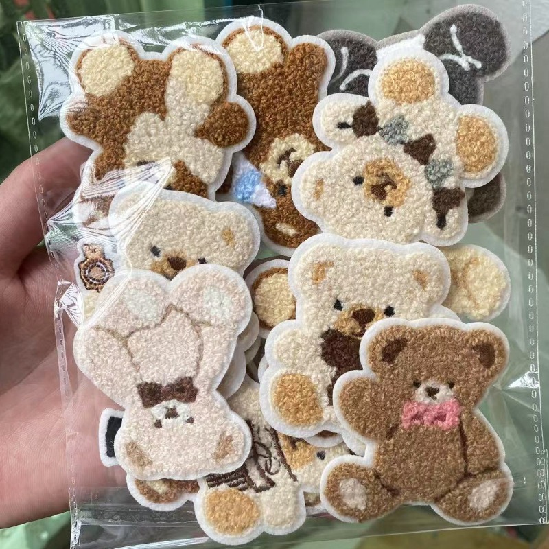 Baby Clothing Types - แผ่นปะผ้าลายหมีน่ารักปักลาย - แบบรีดติดด้วยความร้อนและมีกาวในตัว - เหมาะสำหรับงาน DIY